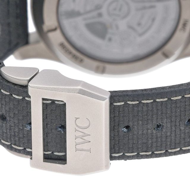 IWC Pilot's Chrono IW377903 Image 4